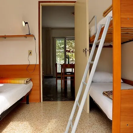 Welcoming Family Flat Near Thermae *