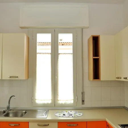 Welcoming Family Flat Near Thermae شقة