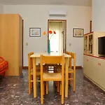 Welcoming Family Flat Near Thermae Daire