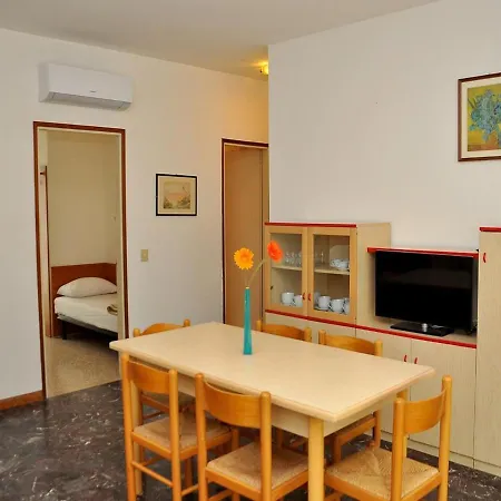 Apartment Delightful Flat For 8 Guests In - Beahost