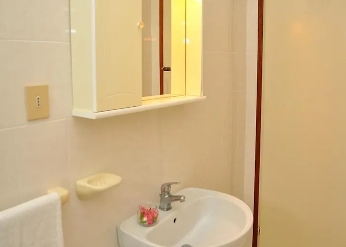 Welcoming Family Flat Near Thermae *